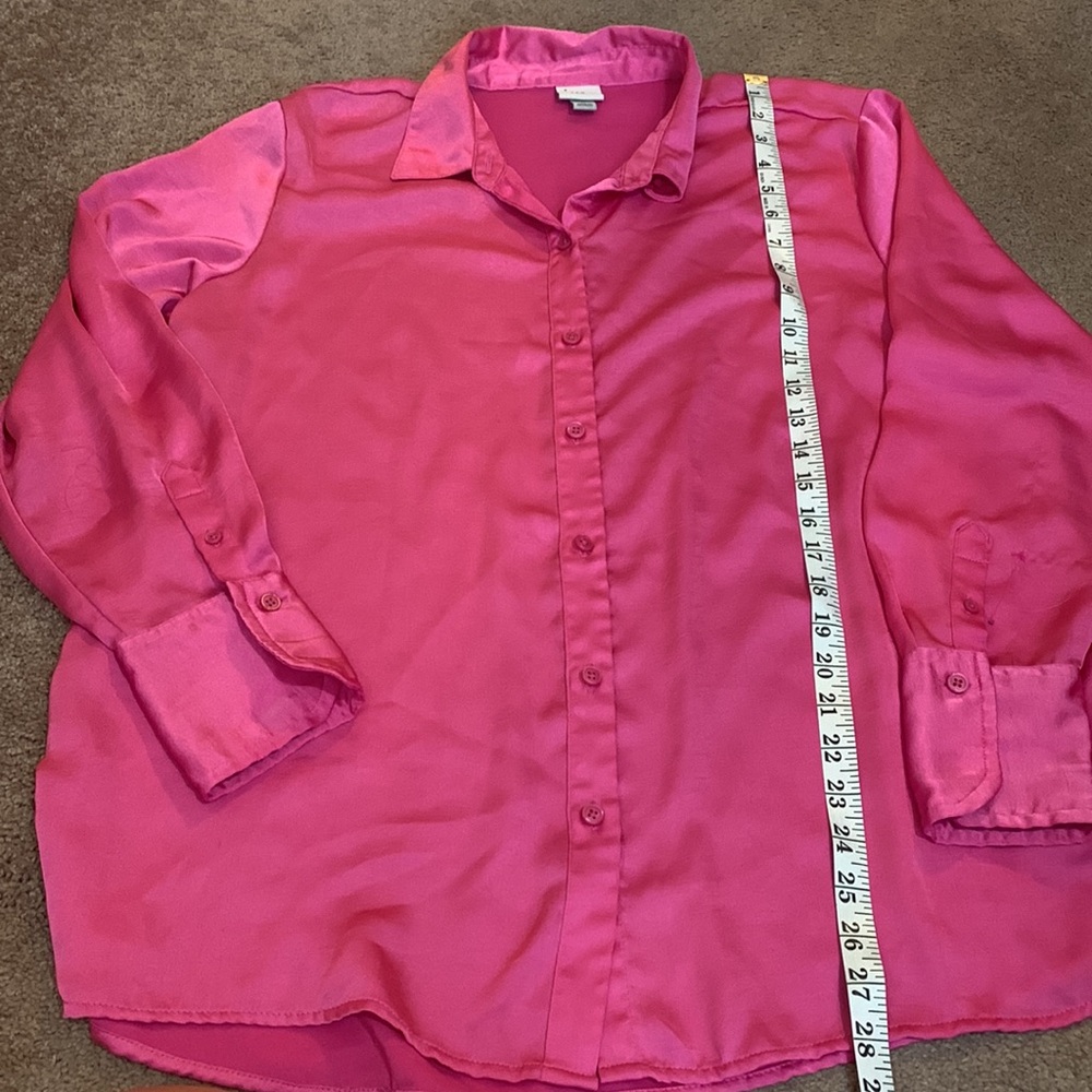 EUC Women’s Bright Pink Silky Long Sleeved Button Down Top - Picture 5 of 7
